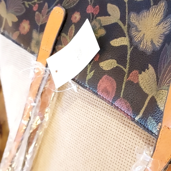 NWT-Floral Tote Bag - Picture 6 of 8